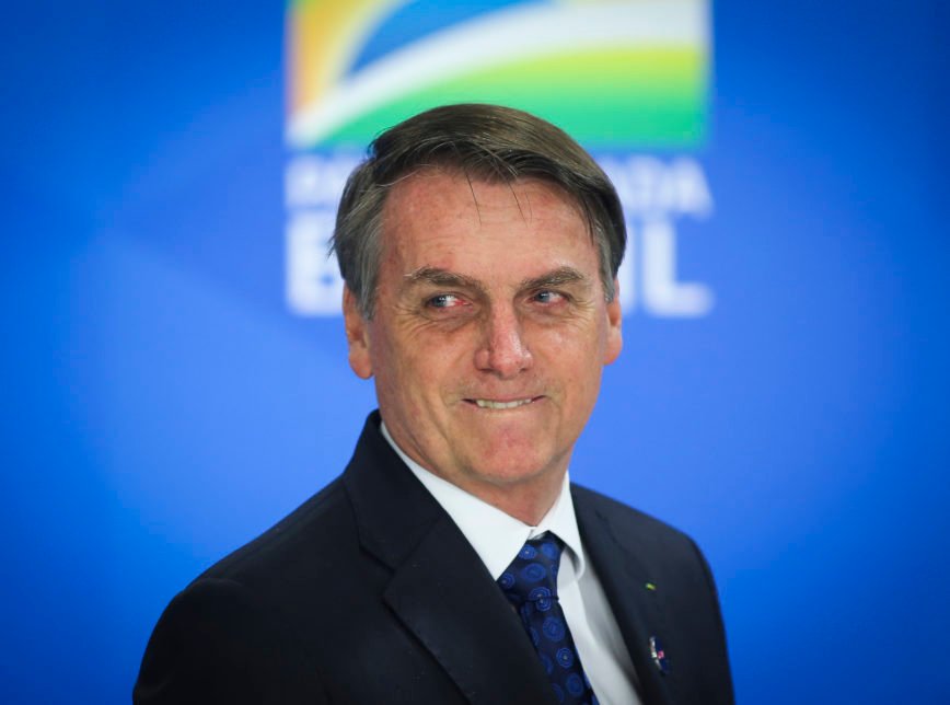 Bolsonaro deixa PSL e anuncia criação de novo partido ...