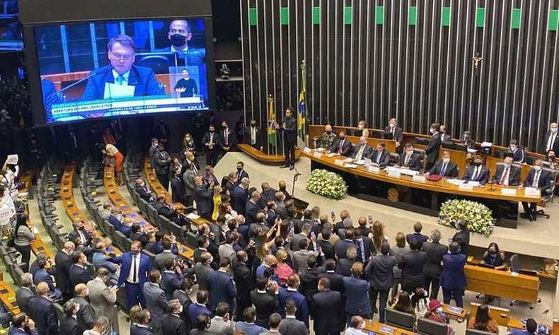 Jair Bolsonaro jogando xadrez 4D com o Congresso : r/brasilivre